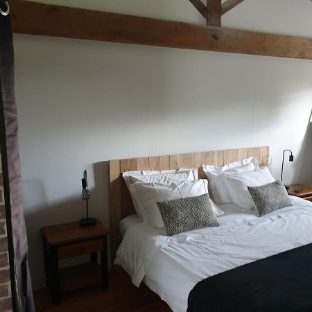 Aux Charmes D'Antan Hotel La Pommeraie-sur-Sèvre Buitenkant foto