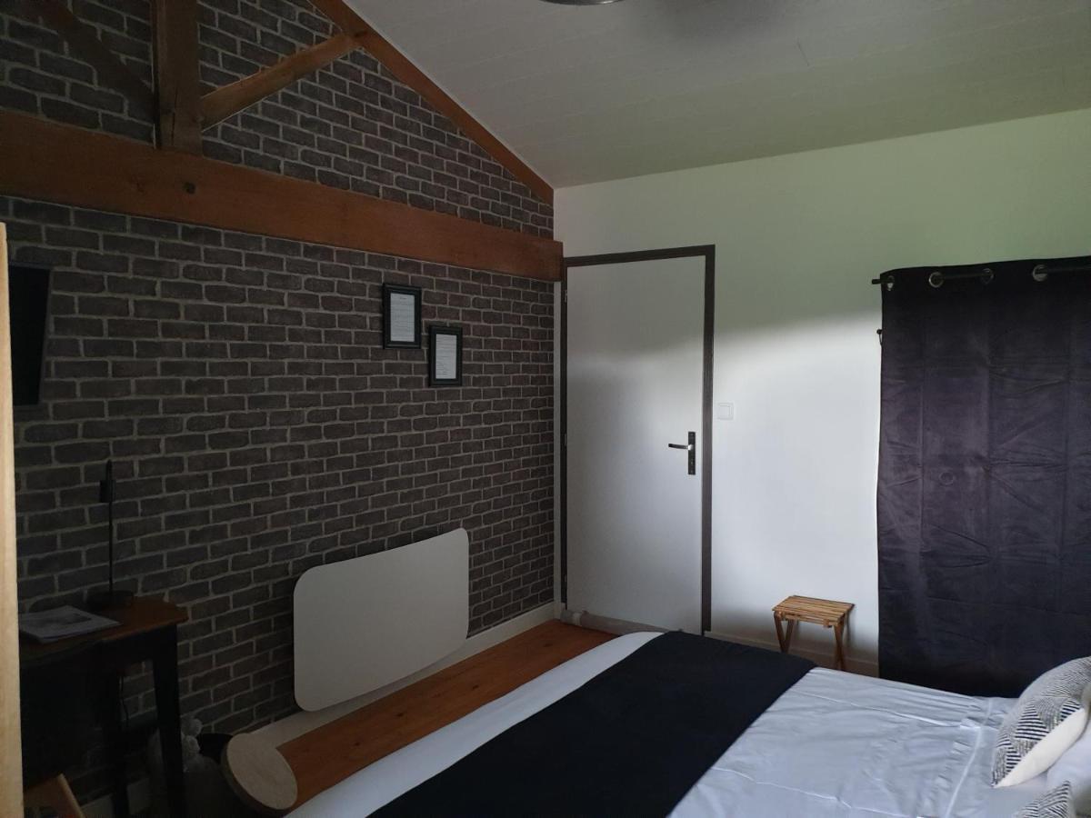 Aux Charmes D'Antan Hotel La Pommeraie-sur-Sèvre Buitenkant foto