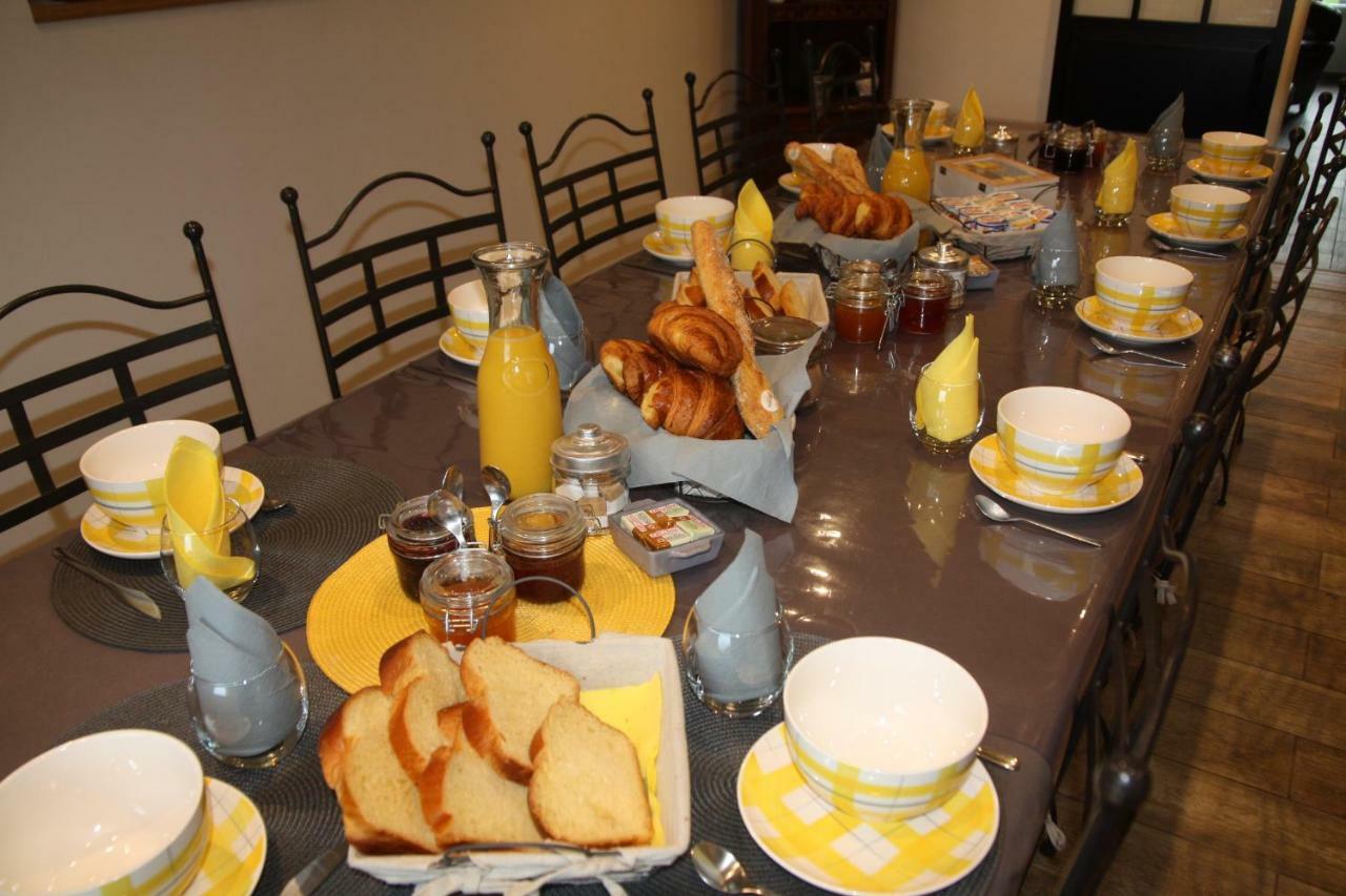 Aux Charmes D'Antan Hotel La Pommeraie-sur-Sèvre Buitenkant foto