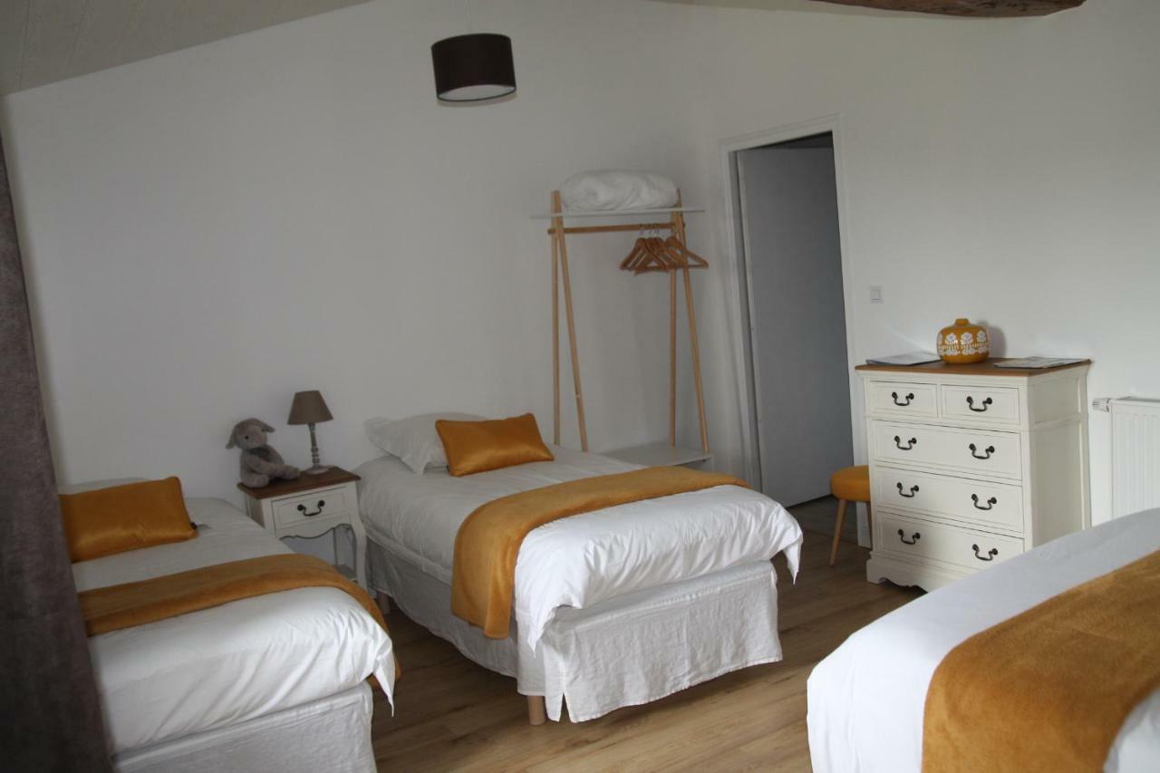 Aux Charmes D'Antan Hotel La Pommeraie-sur-Sèvre Buitenkant foto